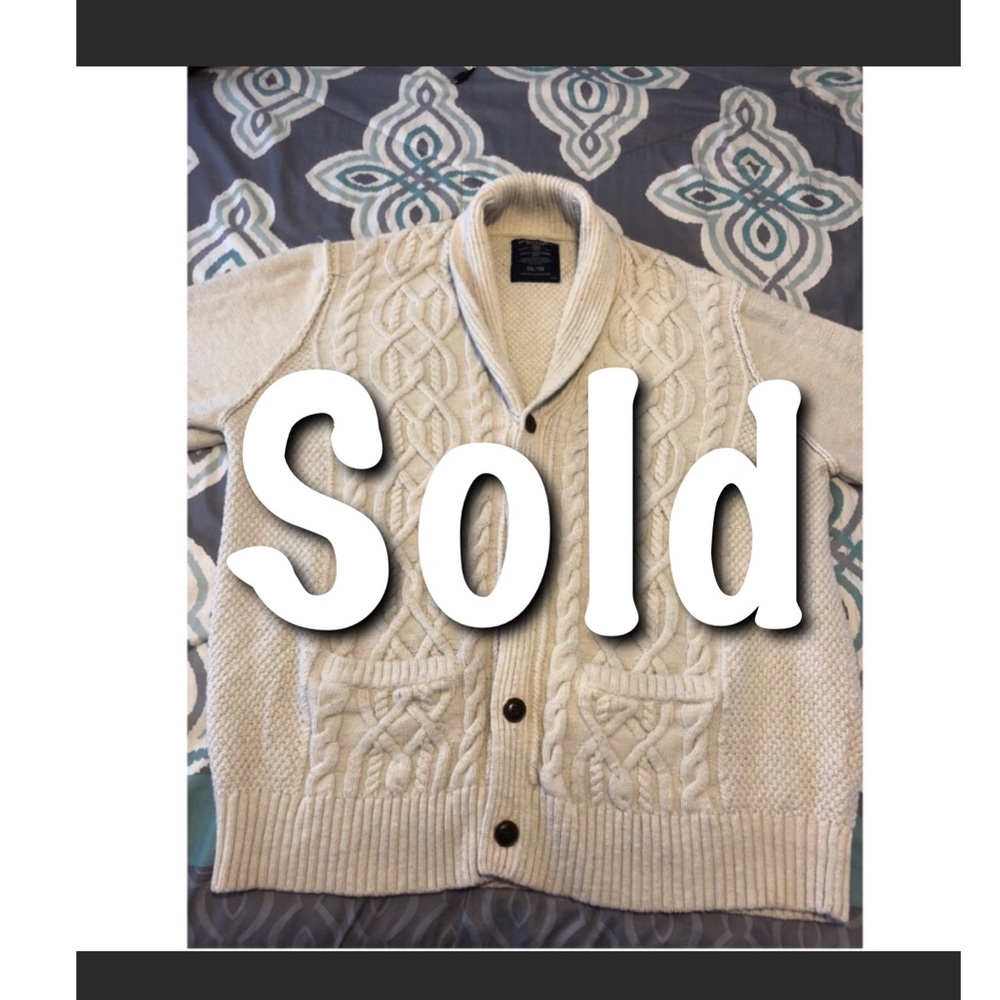 Men’s American eagle sweater